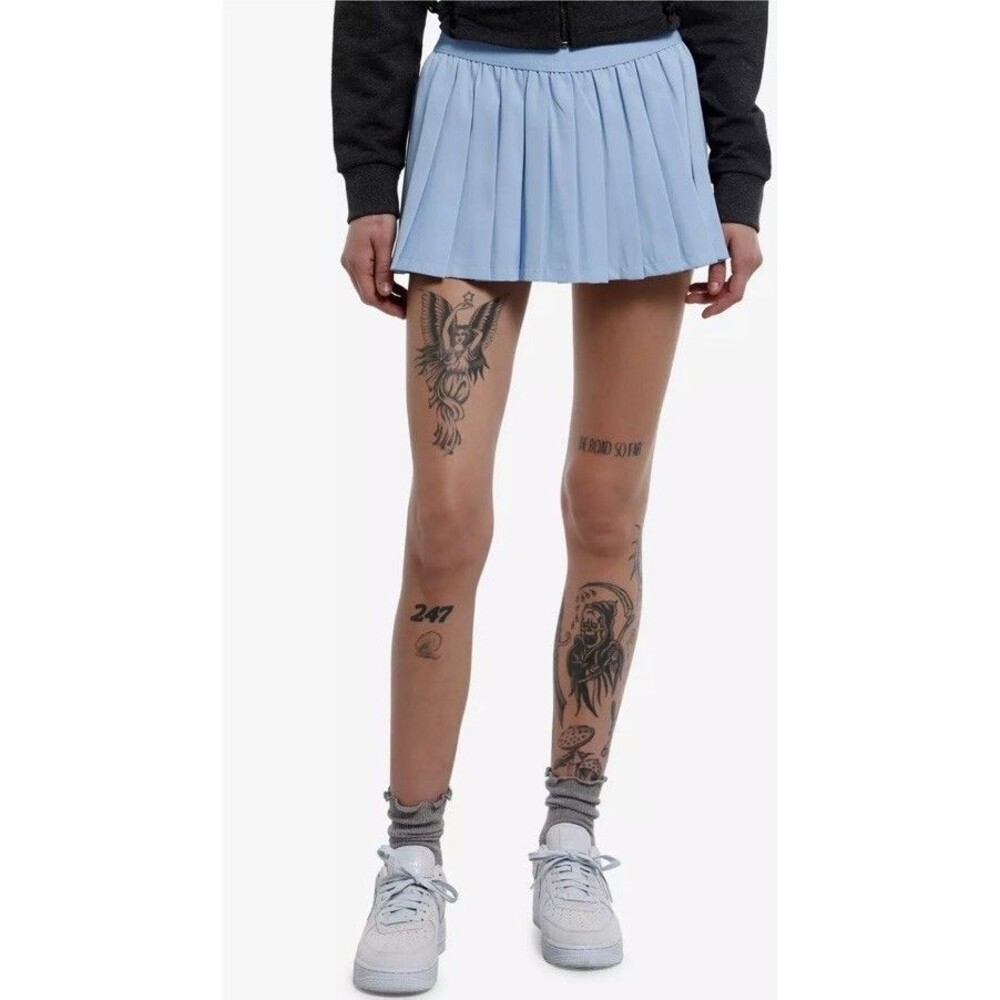 L Sweet Society Baby Blue Pleated Skort Stretch Waist / Hot Topic